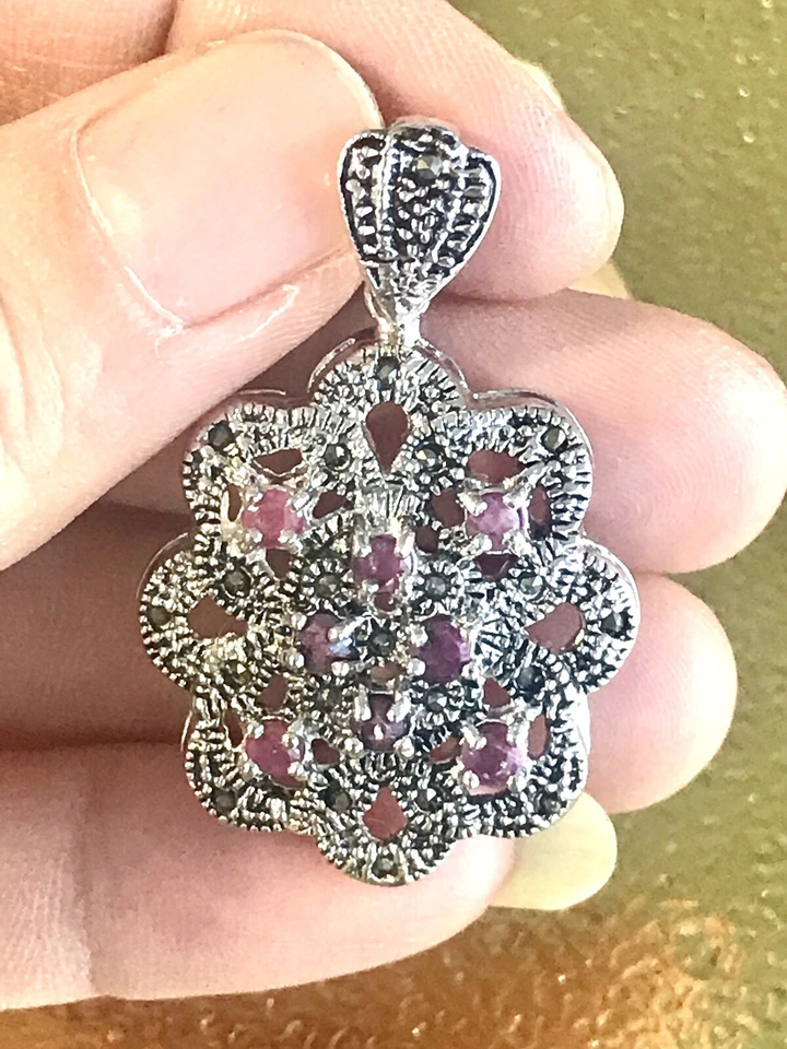 NUEVO COLGANTE RUBÍ-MARCASITA REAL CON PLATA DE LEY CHAPADO EN RODIO Foto 4 de 4