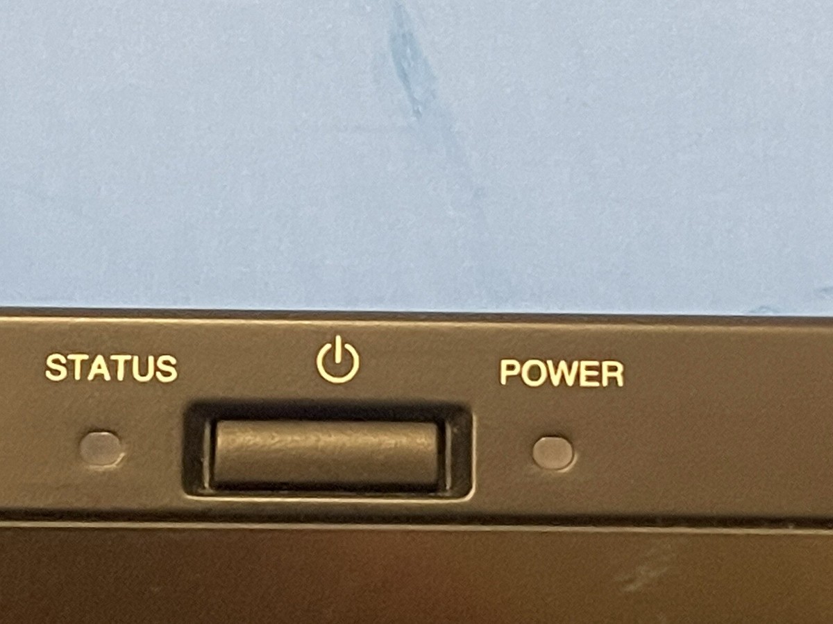 Wacom Cintiq 21UX DTK-2100 Graphics Monitor with Digital Pen for