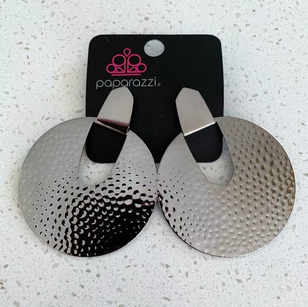 Bold intentions black post earrings deals