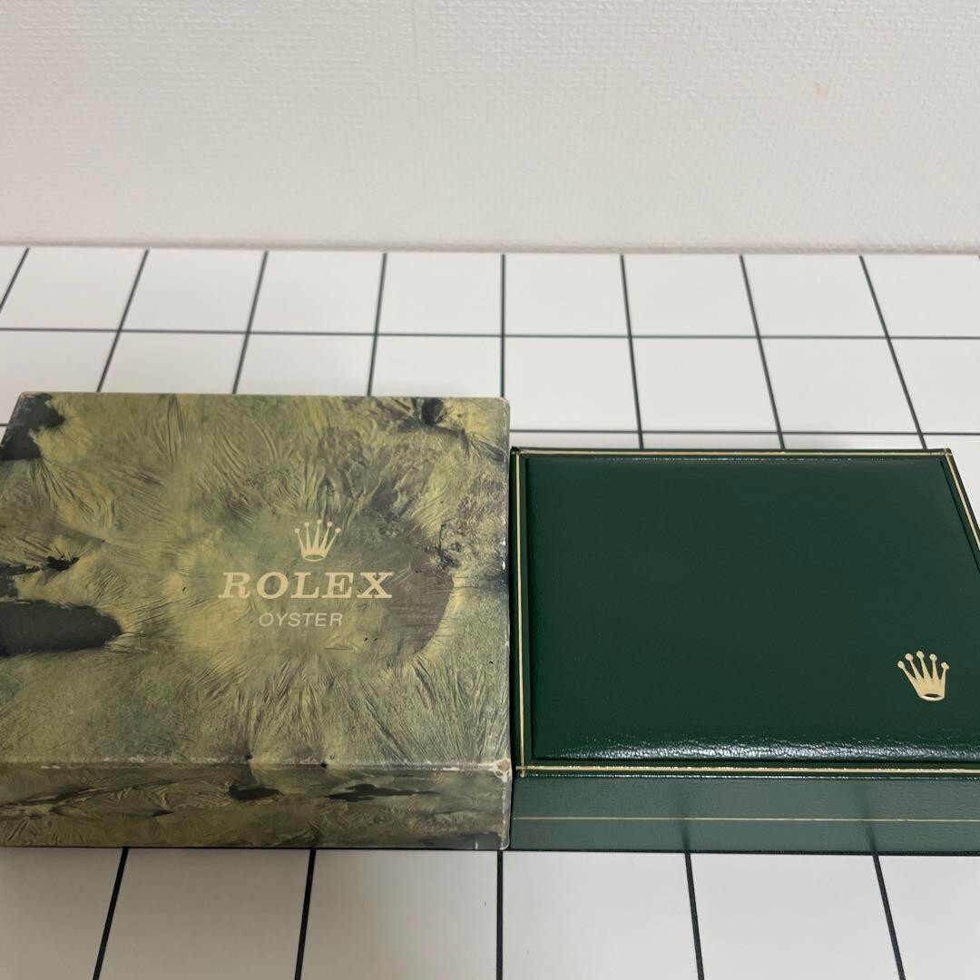 ROLEX グリーンボックスとタグ付き ROLEX 時計用緑色ボックス ロレックス ボックス 箱
