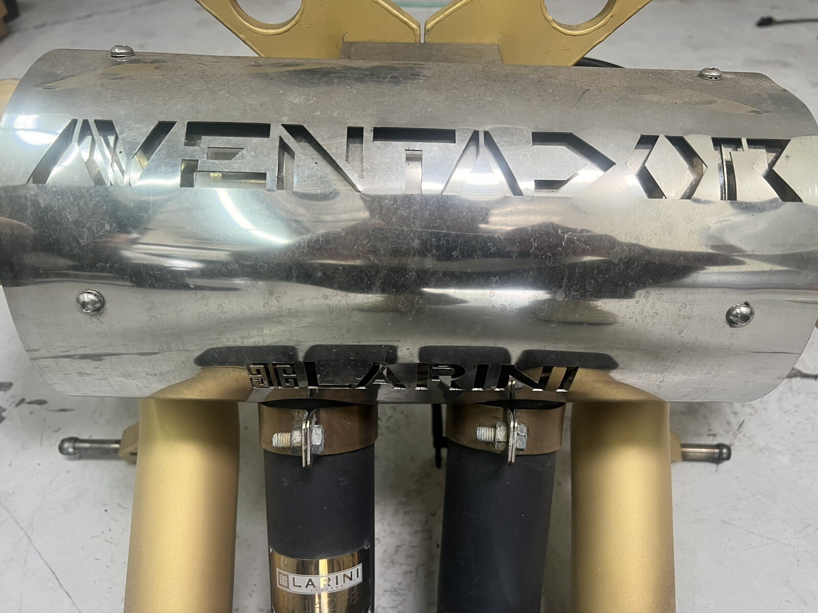 LAMBORGHINI AVENTADOR LARINI SYSTEM FOR 2012 - 2016 MODELS