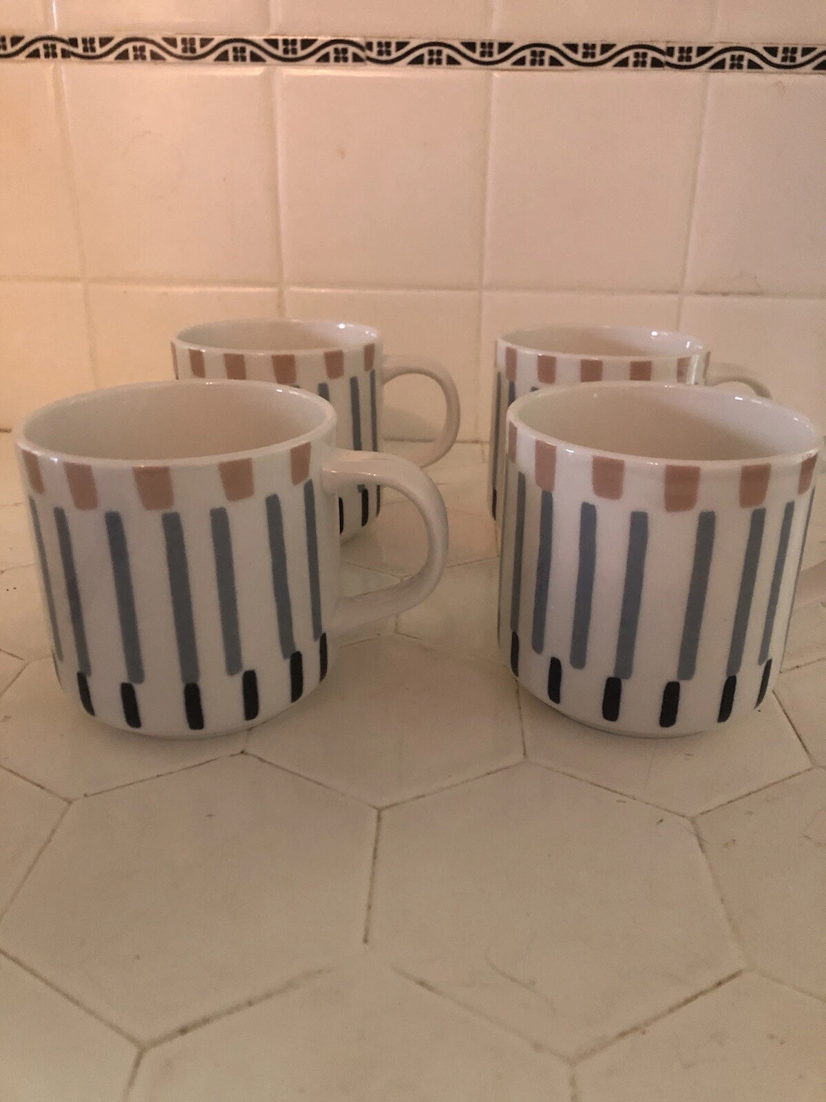 Lenox Brook Lane Mug - Thumbnail 3