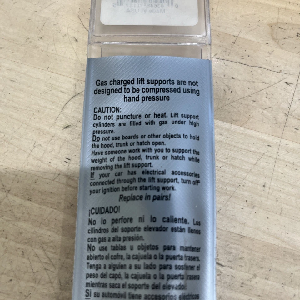 Soporte de elevación de capucha StrongArm para Crown Victoria, Grand Marquis, Marauder 4550 Foto 4 de 4