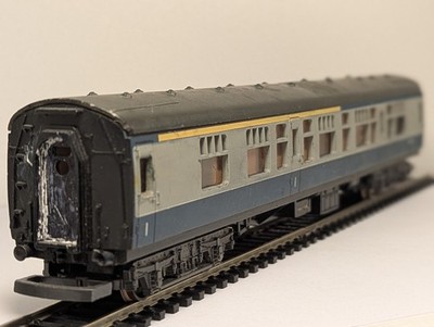 Lima 305335 Spur O BR Mk1 Verbundwagen erster Korridor - Puffer fehlt