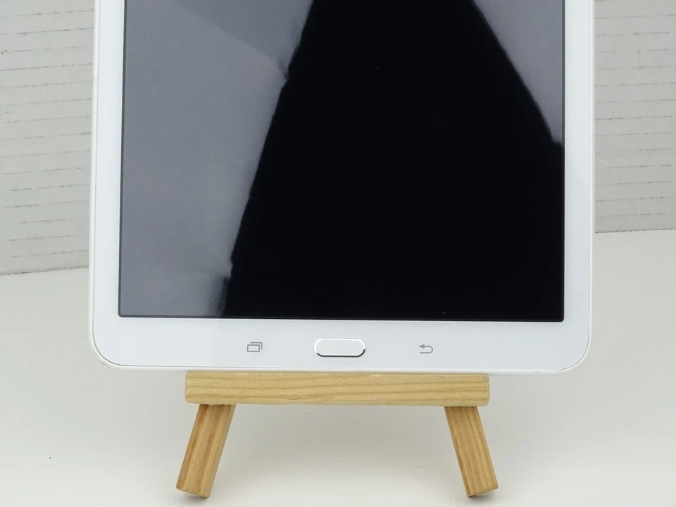 Tablet Samsung Galaxy E SM-T560NU 16 GB, Wi-Fi, 9,6 pulgadas - Blanca Foto 3 de 4