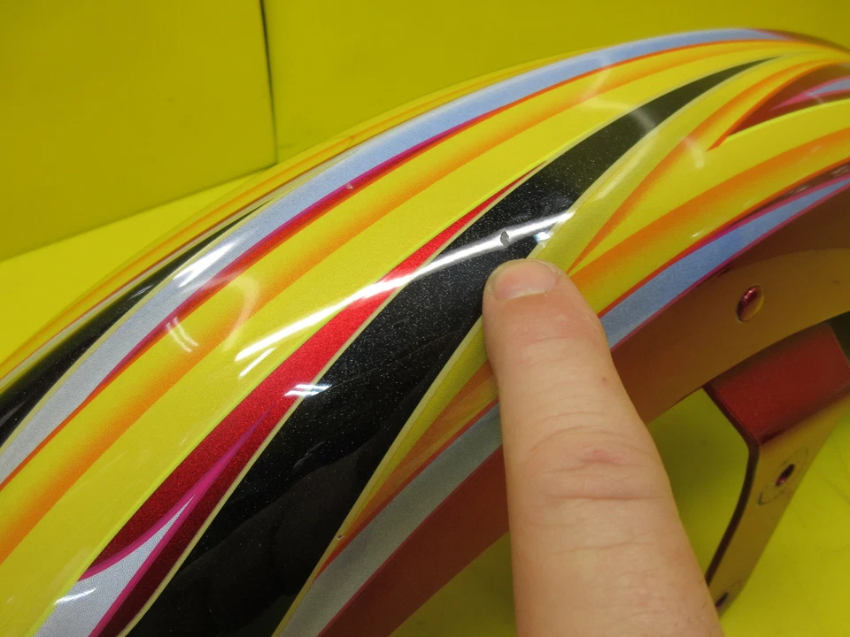 2008 08 Victoria Vegas Arlen Ness Jackpot Signature guardabarros de rueda delantera Foto 3 de 4