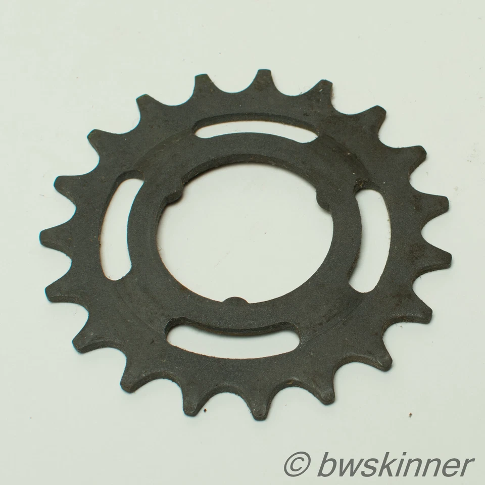 F&S Fitchel & Sachs Torpedo / Duomatic / 3 Speed Offset Cog. 19T. 1/8". NOS. - Image 2 of 2