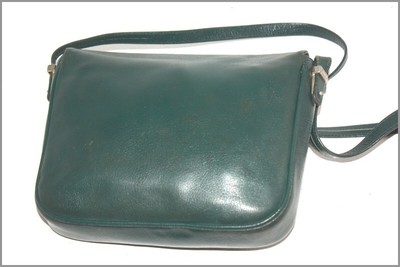 Petit Sac Bandoulière Vintage Apollo En Cuir Vert Foncé - Occasion Bon État Avec Quelques Rayures
