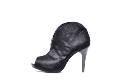 D.A.O. Woman's Black pony hair size 7 bootie with black 4'' heel 