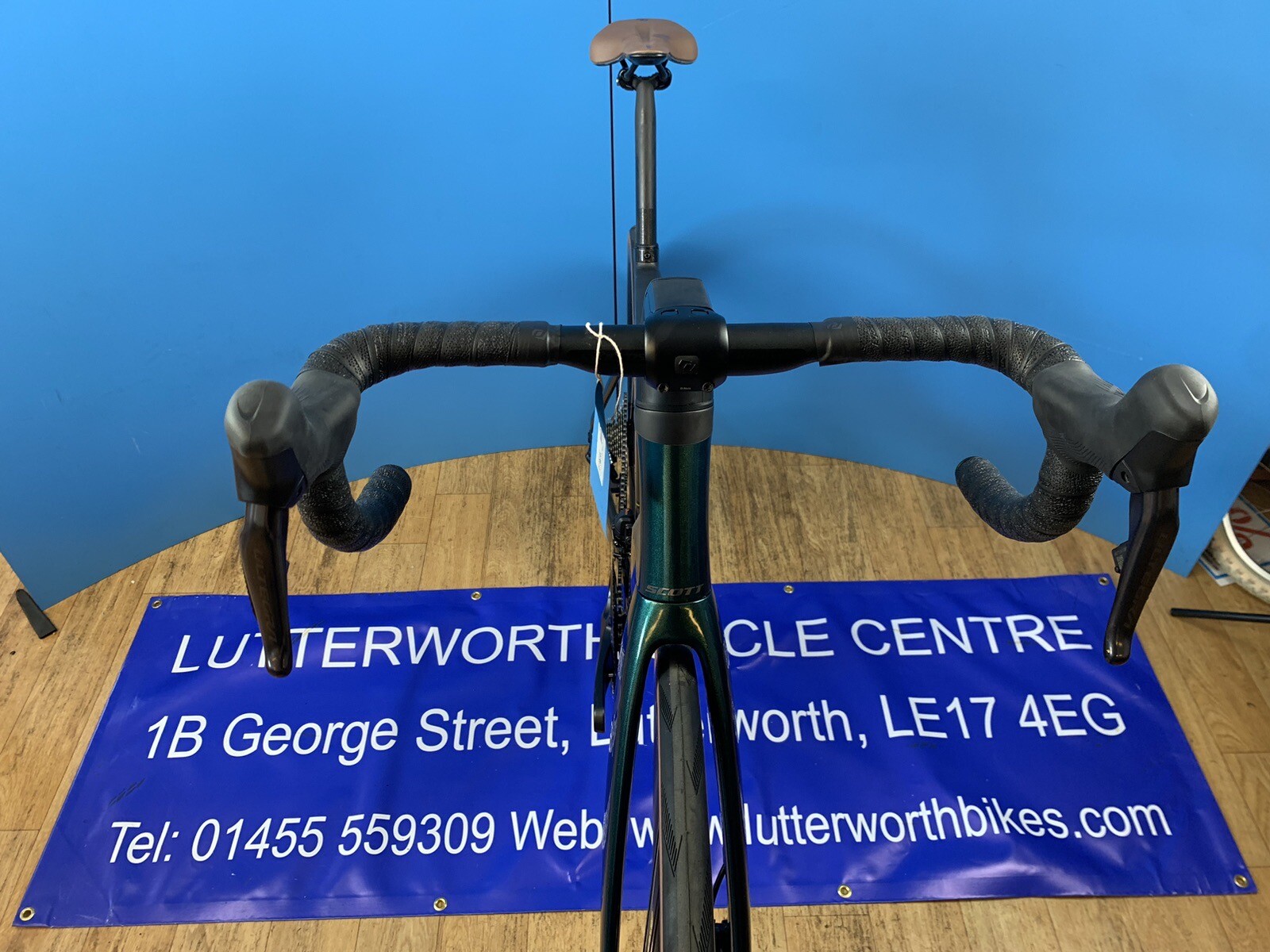 Scott Addict eRide 10 Carbon Fibre Electric Road Bike. Size (54cm Medium) eBay