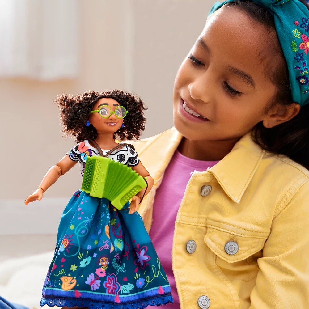 Disney Mirabel ミラベル 祭りサイン 世界188枚限定 Mirabel Limited Edition Doll, Encanto
