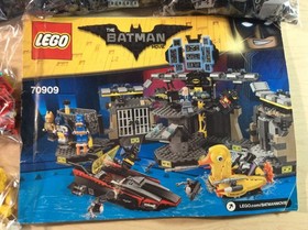 GUC LEGO The Batman Movie #70909 Batcave Break-In INCOMPLETE Missing Figs