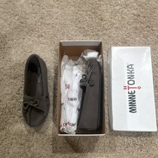 Minnetonka Women's Moccasin Slippers Grey Suede Bow 401T US Size 5.5