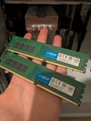 32GB (2x 16GB) Crucial DDR4 RAM Gaming PC