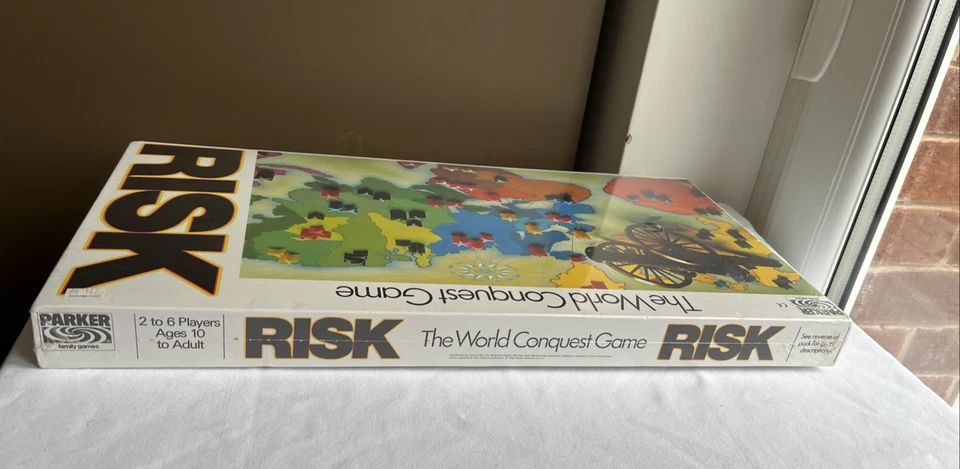 Risk Board Game Parker 1985 Vintage Brand New Sealed - Image 3 of 4