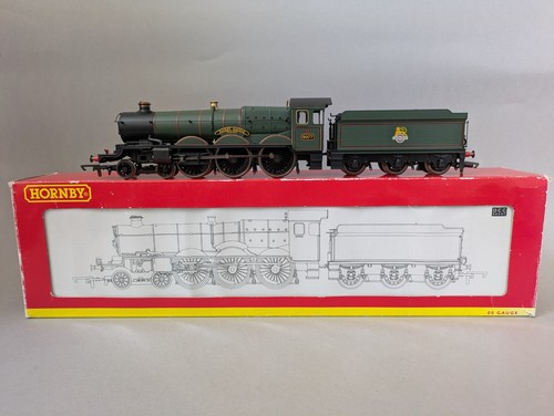 R2551 Hornby OO 4-6-0 BR grün frühes Emblem Castle Class 5077 Fairey Battle | Condition: New: Other (See Details)