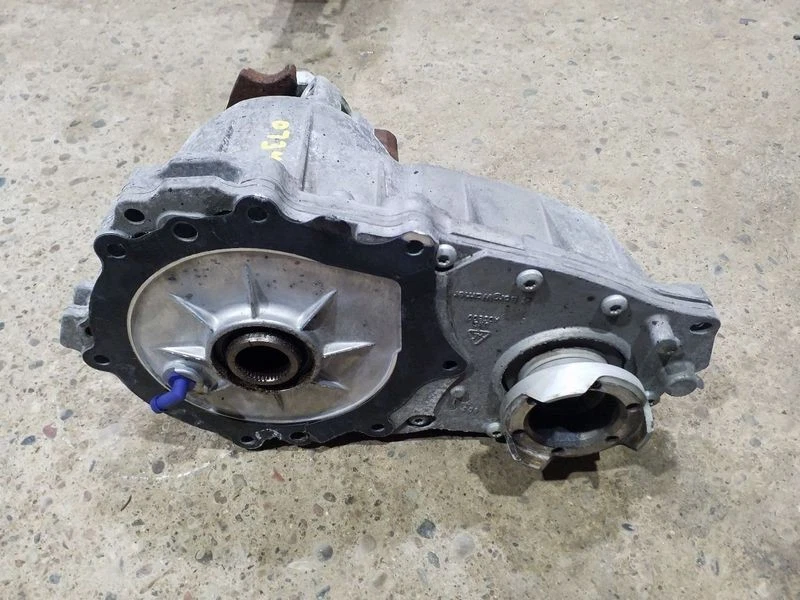 Cadillac SRX 2004-2009 3,6 L AT montaje de caja de transferencia AWD OEM Foto 2 de 4