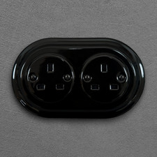 Double Type G UK Black Porcelain Socket Flush Mount 3-Pin Grounded Retro Plug