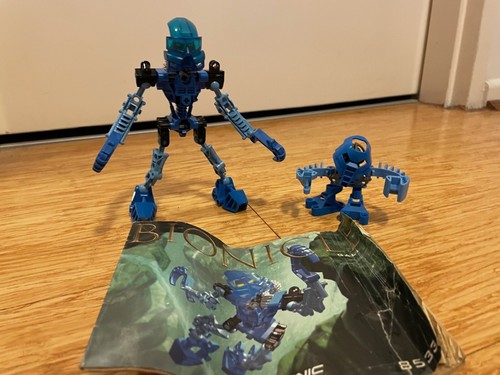 LEGO BIONICLE: Gali (8533) + Manual - Picture 6 of 7