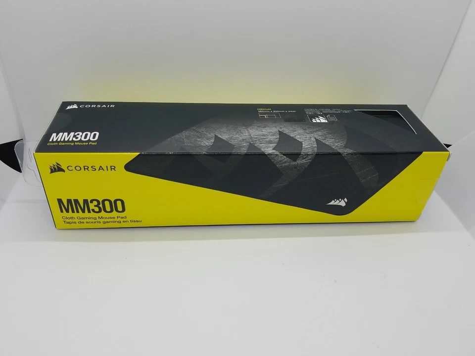 Corsair MM300 - Anti-Fray Cloth Gaming Mouse Pad - High-Performance Medium - Image 4 of 4