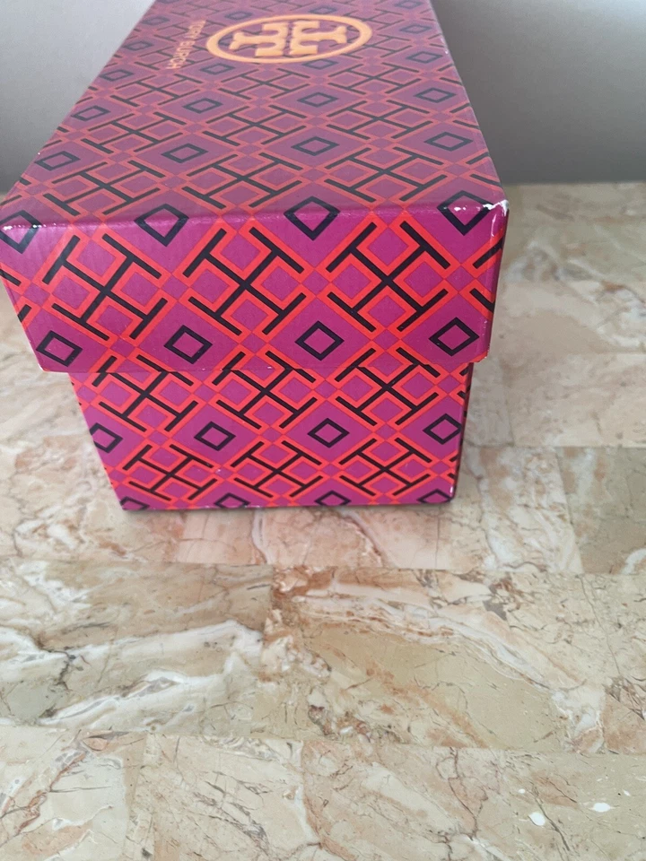 Б/у слайды Tory Burch пустая коробка 10,5x4,5x4 дюйма с тканью отличное состояние товара - Изображение 3 из 4
