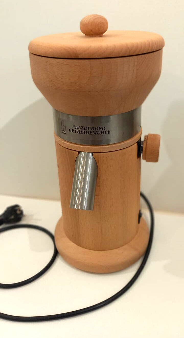 Original Salzburger Getreidemühle MT 5 Buche Agrisan wenig gebraucht