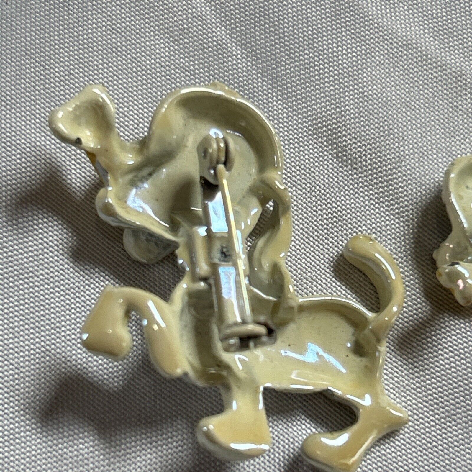 Picture 4 of 6
