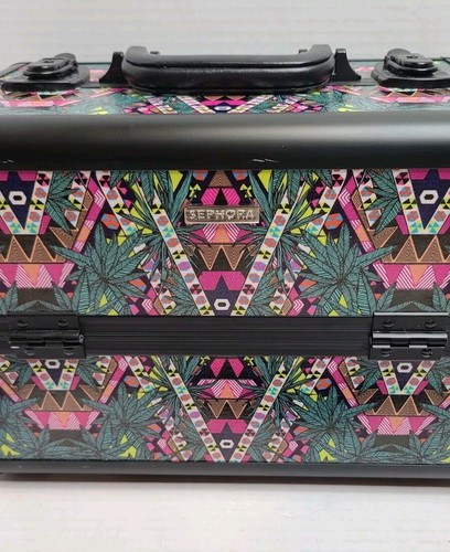 SEPHORA COLLECTION Mara Hoffman for SEPHORA COLLECTION: Kaleidescape Traincase - Picture 2 of 18