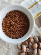Ground African nutmeg/Whole Pebbe/  P�b�/Calabash Nutmeg/Jamaican nutmeg
