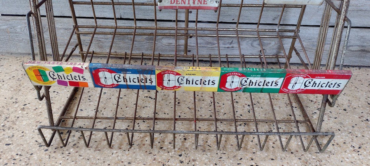 Vintage Chicklets Dentyne Beemans Gum Wire Store Countertop
