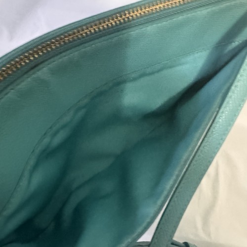 Coach klassische Handtasche aus genarbtem Leder türkis verstellbarer Riemen Reißverschluss Seitentasche - Bild 4 von 12