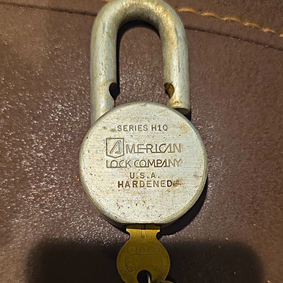 American Lock Company Series H10 Hardened Padlock Keyed Different Silver