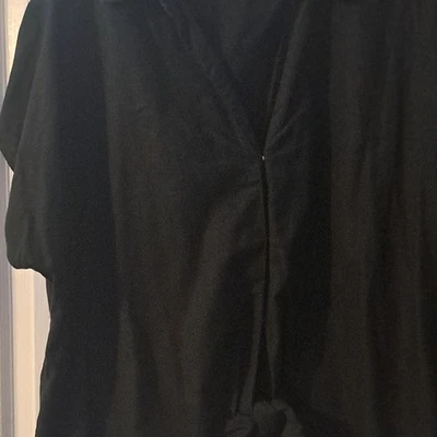 New Look Curves Women's Black Solid V-Neck Cap Sleeve Jersey T-Shirt Size 22 - Image 1 of 3