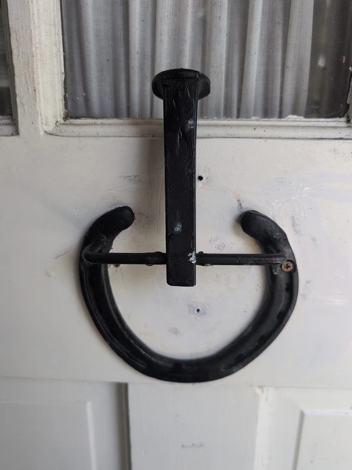 ANTIGUA ALDABA DE PUERTA DE HIERRO FORJADO A MANO BLACKSMITCHED 5 3/4" ESTILO COLONIAL Foto 4 de 4