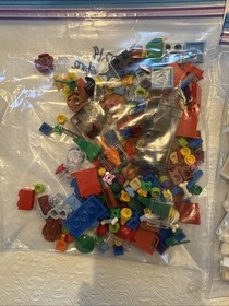 LEGO Creator Expert 10218 Pet Shop &ndash; 100% Complete w/ Minifigs, Box & Manuals