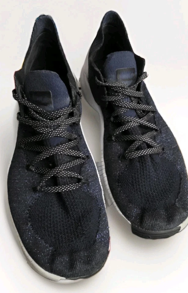 Nike TR Flyknit 3 MTLC College Navy Platinum AJ7802-410 Womens Sneakers size 10 - Image 3 of 4