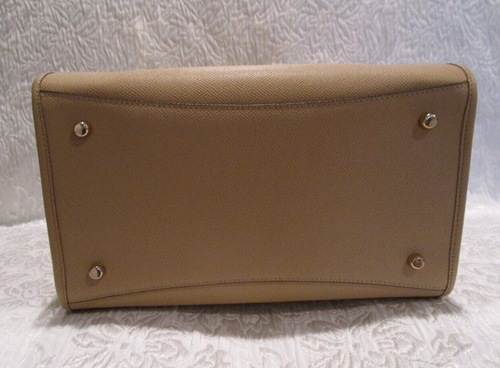 NWT ~ COACH Beige CROSBY Cross Grain Leather Medium Carry All Satchel Bag - Picture 9 of 18