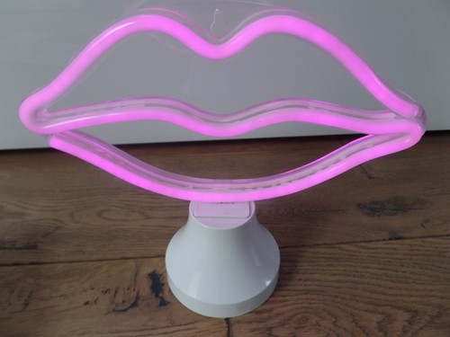 * LED Lightbox* Lichtbox* 1x 16x11x4,5* 1x 33x9x5,5* 1x Mund 20x25x9* TOP* - Bild 8 von 9