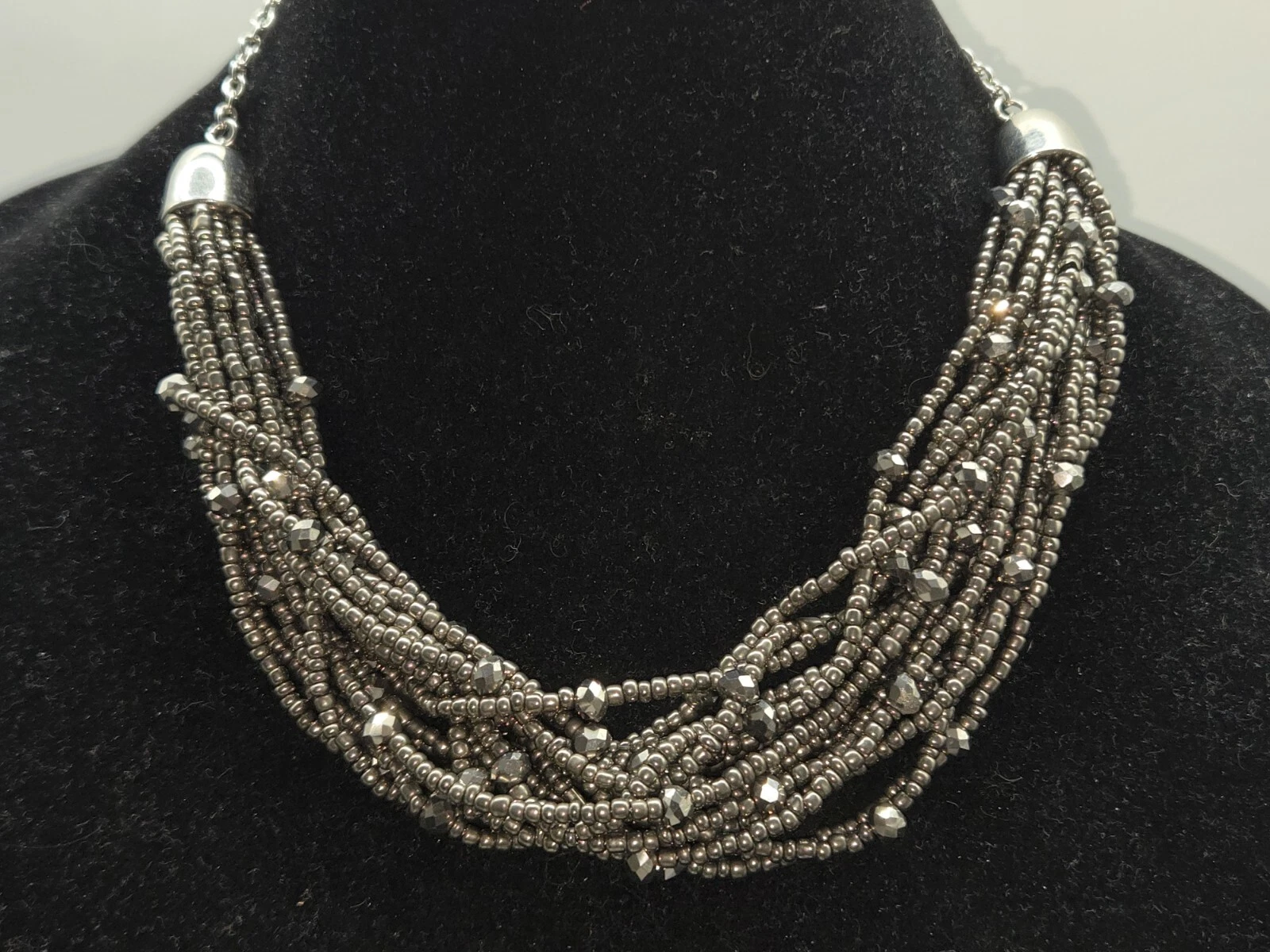 VETEMENTS Collana girocollo con perline multifilo Lane Bryant tono argento catena regolabile