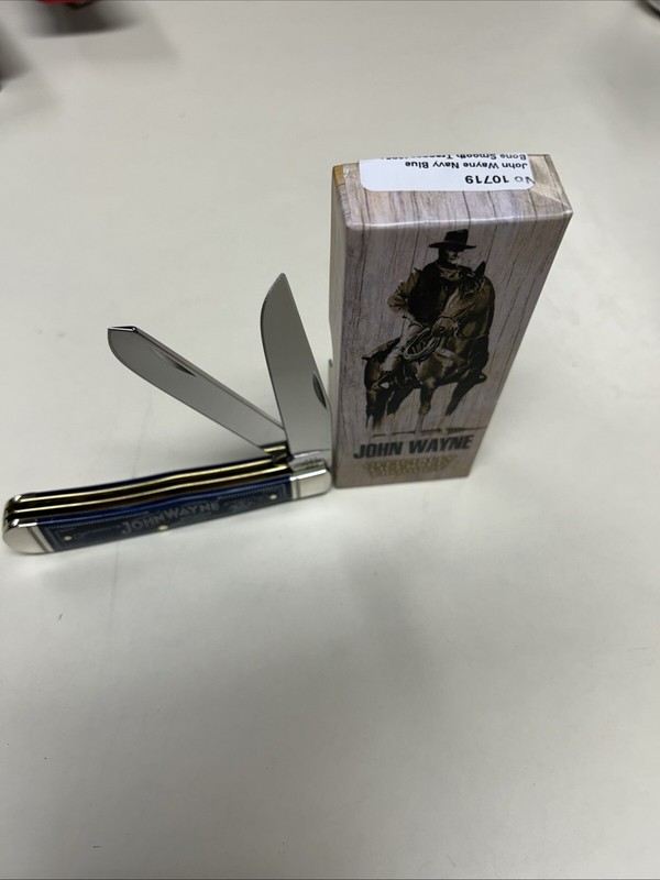 CASE XX # 10719 JOHN WAYNE NAVY BLUE BONE SMOOTH TRAPPER SS 