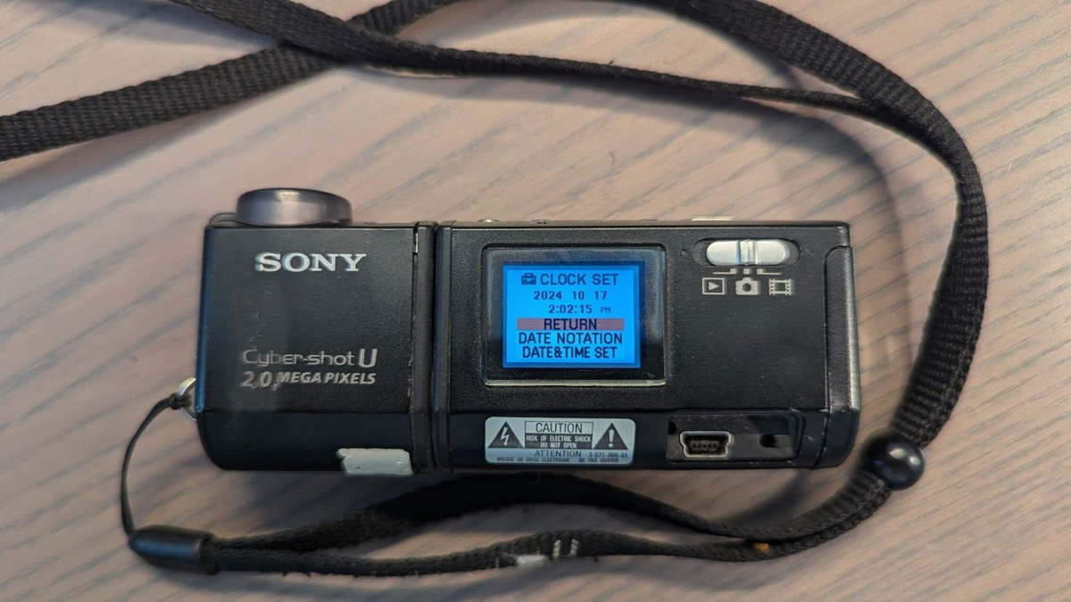 Sony Cyber-shot DSC-U50 2.0MP Digital Camera - Silver for Sony Cyber-shot DSC-U50 2.0MP Digital Camera - Silver for