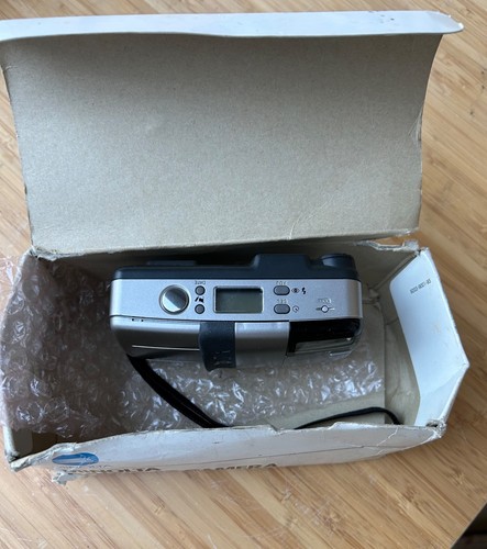 Minolta Vectis 200 IX-Date Silver Point & Shoot APS Film Camera - NEW - Picture 4 of 4
