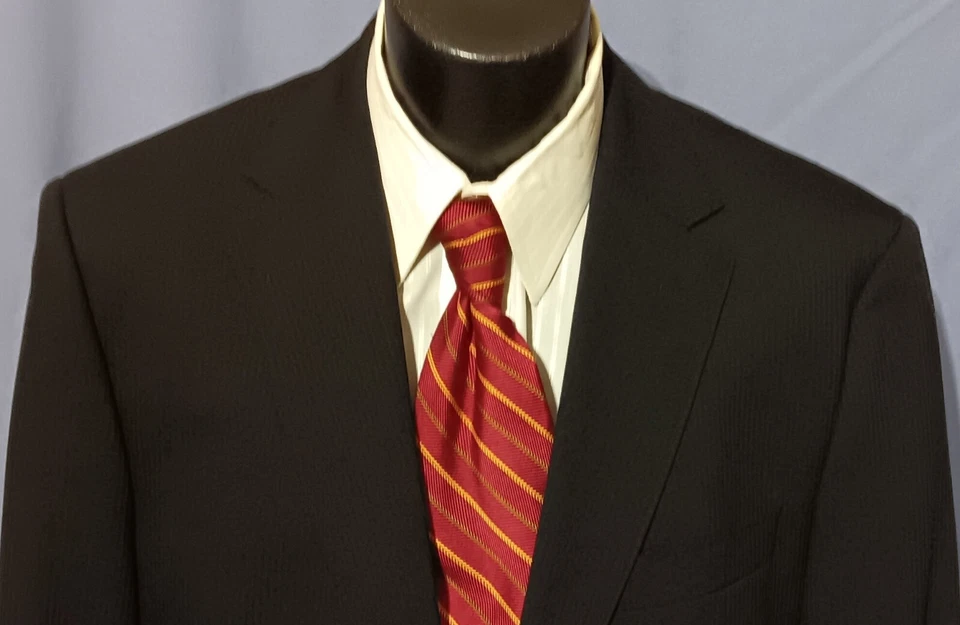 Esmoquin Hugo Boss 42L tachuelas de corbata gemelos y más solapa de chal de un botón Foto 2 de 4