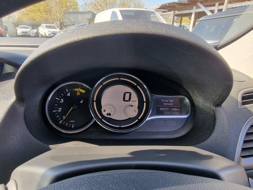 RENAULT MEGANE 1.5 dCi Expression+ 5dr FULL SERVICE HISTORY 2 KEYS 1 OWNER - Picture 3 of 17