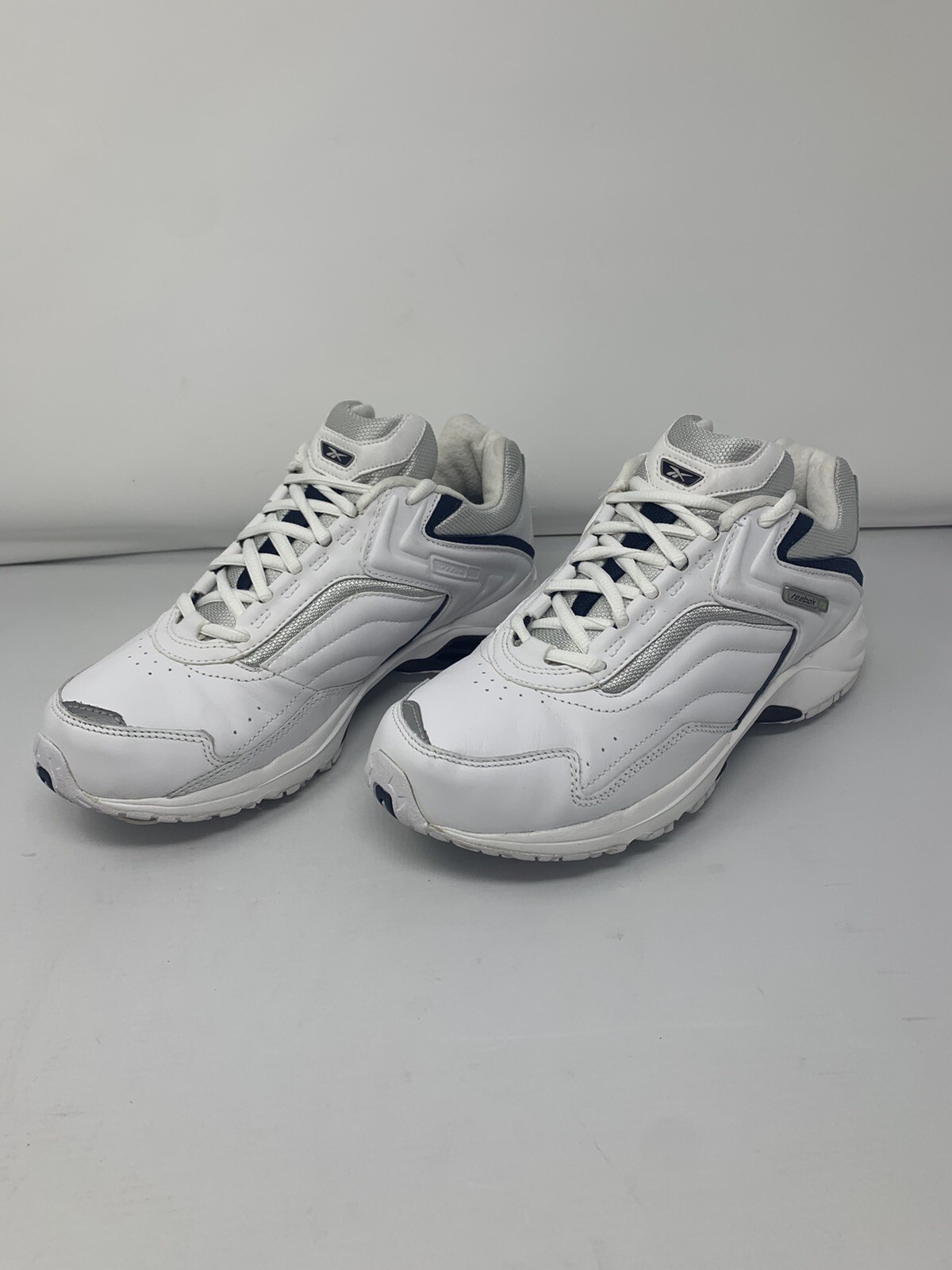 REEBOK DMX White Walking Shoes Mens Size 7 EUC-image