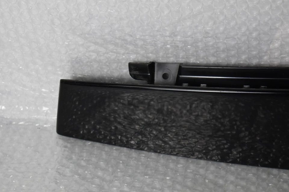 LINCOLN MKZ VENTANA TRASERA DERECHA PILAR MOLDURA 2013-2016 OEM DP53-F20898 Foto 2 de 4