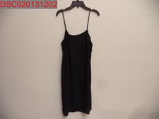 NWT - Vince Women's Black Slip, Size Medium