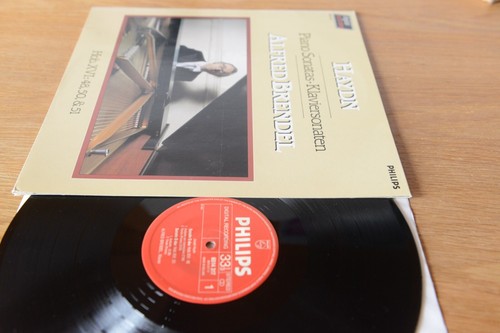 Haydn Alfred Brendel –Piano Sonatas Hob.XVI 48, 50, 51 LP Philips 6514317 - Imagen 2 de 6