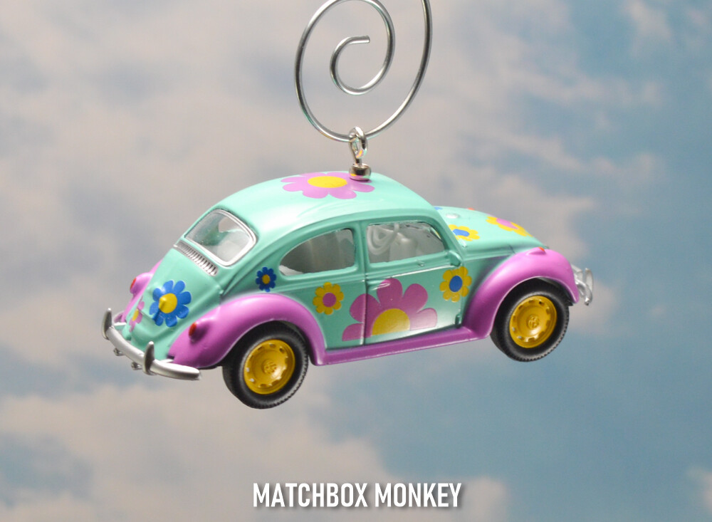 Porte clef voiture Volkswagen Beetle classique 1967 Peace & Love