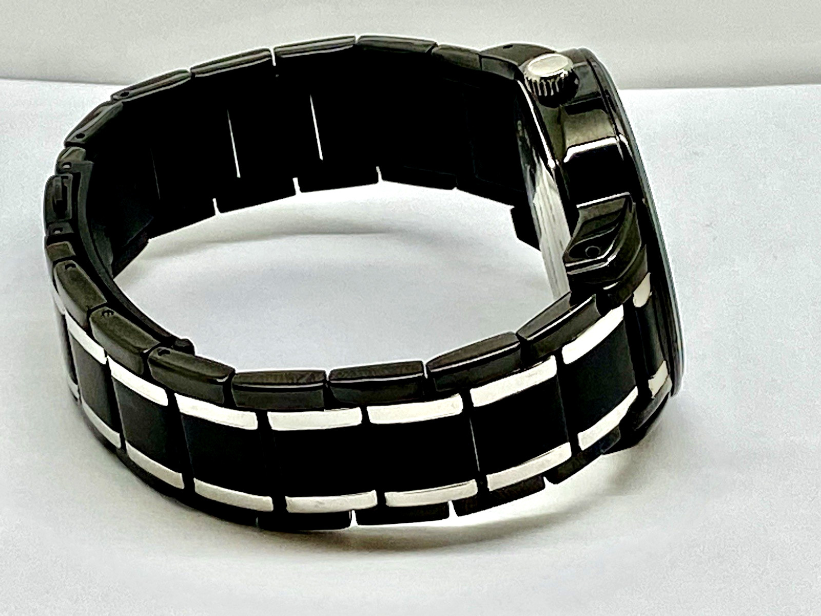 Armitron 20-4935TB Men's Watch Quartz Black Tone WR50m 41mm SMALL SCRATCHES